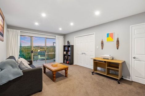 Photo of property in 14 Renner Place, Pyes Pa, Tauranga, 3112