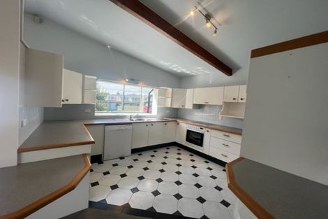 Photo of property in 3 Barrett Place, Carterton, 5713