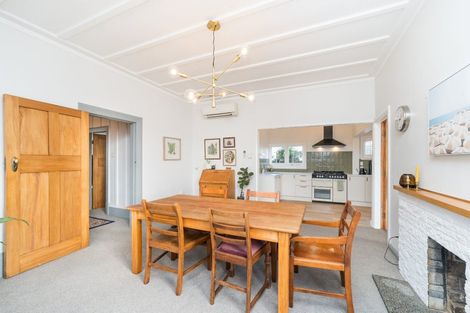 Photo of property in 103 Featherston Street, Takaro, Palmerston North, 4412