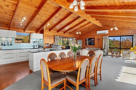 Photo of property in 76 Brick Bay Drive, Sandspit, Warkworth, 0982