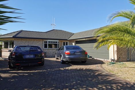 Photo of property in 50a Cairns Crescent, Rototuna, Hamilton, 3210