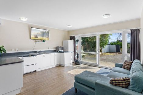 Photo of property in 9 Moana Road, Paraparaumu, 5032