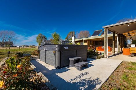 Photo of property in 31 Timaru Road, Waimate, 7924