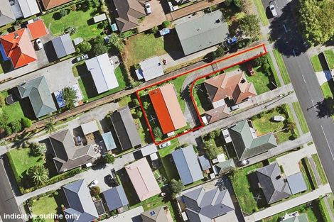 Photo of property in 2/24 Grove Road, Papakura, 2110