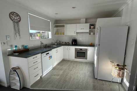 Photo of property in 44 Kayes Road, Pukekohe, 2120