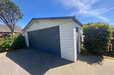 Photo of property in 27 Lochee Road, Upper Riccarton, Christchurch, 8041