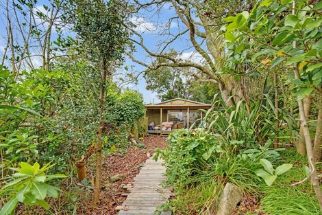 Photo of property in 1913 Paparoa Valley Road, Paparoa, 0571