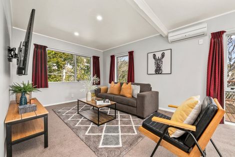 Photo of property in 8 Hicks Close, Whitby, Porirua, 5024