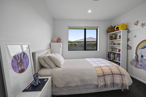 Photo of property in 8 Tikorangi Road East, Tikorangi, 4383