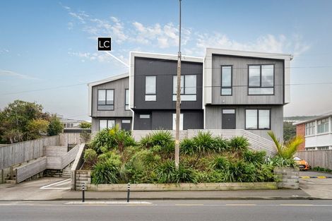 Photo of property in 2/210 Karori Road, Karori, Wellington, 6012