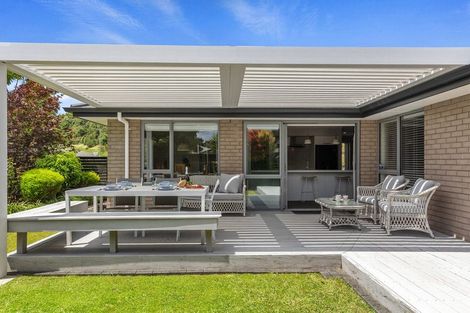 Photo of property in 276 Lakes Boulevard, Pyes Pa, Tauranga, 3112