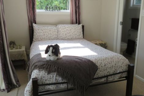 Photo of property in 15 Ferry Street, Foxton Beach, Foxton, 4815