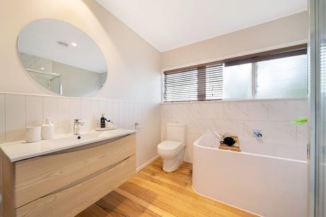 Photo of property in 99 Hetherington Road, Ranui, Auckland, 0612