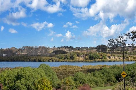 Photo of property in 29 Catalina Avenue, Rosehill, Papakura, 2113