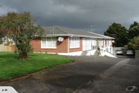 Photo of property in 2/71 Mount Smart Road, Onehunga, Auckland, 1061