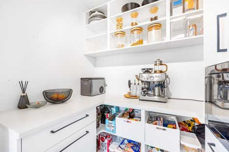 Photo of property in 4 Anna Lane, Glen Eden, Auckland, 0602