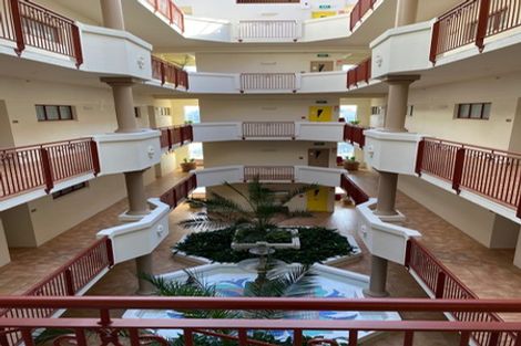 Photo of property in 87a Kilmore Street, Christchurch Central, Christchurch, 8013