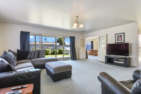 Photo of property in 7 Ashmore Place, Fairy Springs, Rotorua, 3015