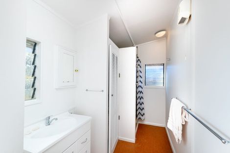 Photo of property in 8 Cole Grove, Wallaceville, Upper Hutt, 5018