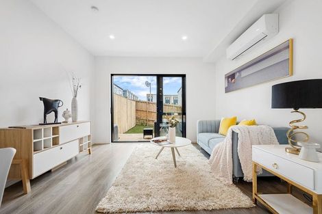 Photo of property in 19/12 Arney Road, Ranui, Auckland, 0612