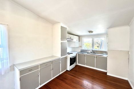 Photo of property in 1/41 Aeroview Drive, Beach Haven, Auckland, 0626