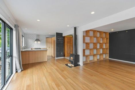 Photo of property in 87 Reserve Terrace, Lyttelton, 8082