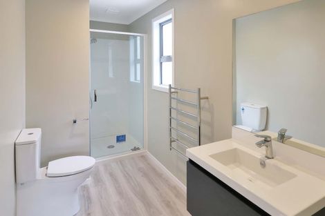 Photo of property in 4d Horoeka Street, Stokes Valley, Lower Hutt, 5019