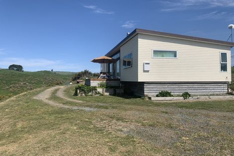 Photo of property in 925 Ngaroma Road, Wharepuhunga, Te Awamutu, 3874