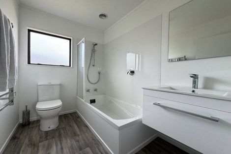 Photo of property in 35a Woodridge Drive, Woodridge, Wellington, 6037