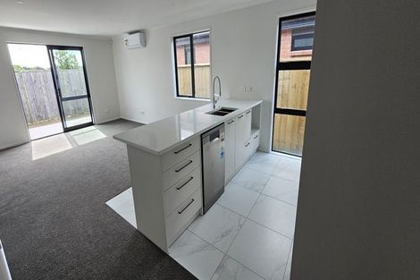 Photo of property in 41 Rorotu Avenue, Karaka, Papakura, 2113