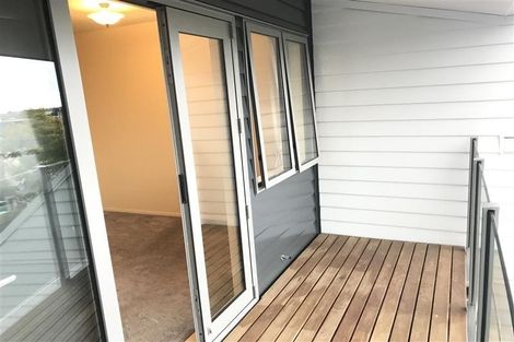 Photo of property in 3/17 Pannill Place, Oteha, Auckland, 0632