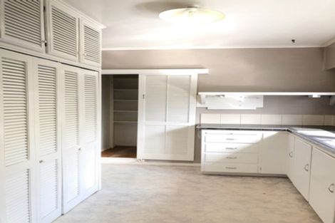 Photo of property in 117 Forrest Hill Road, Forrest Hill, Auckland, 0620