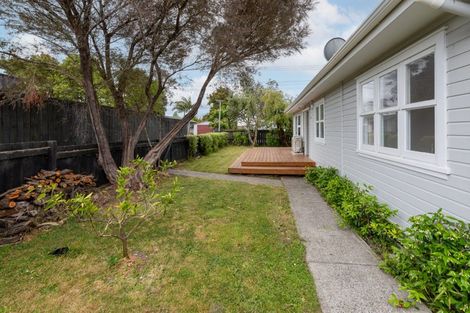 Photo of property in 1/74 Forest Hill Road, Henderson, Auckland, 0612