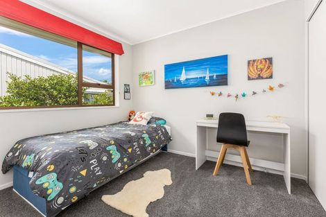 Photo of property in 9 Ayton Drive, Whitby, Porirua, 5024