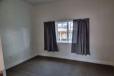 Photo of property in 32 Lippiatt Road, Otahuhu, Auckland, 1062