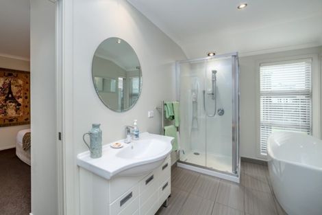 Photo of property in 12 Wood Street, Greytown, 5712