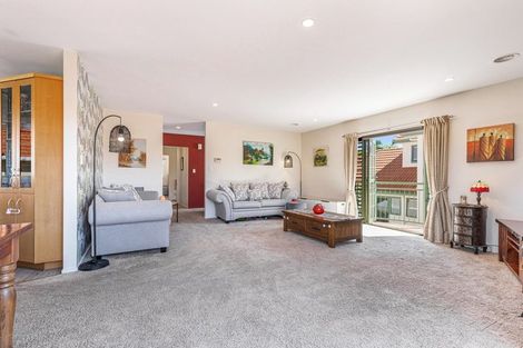 Photo of property in 30 Parkwood Crescent, Gulf Harbour, Whangaparaoa, 0930