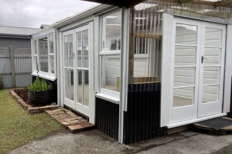 Photo of property in 15 Stafford Street, Blackball, 7804