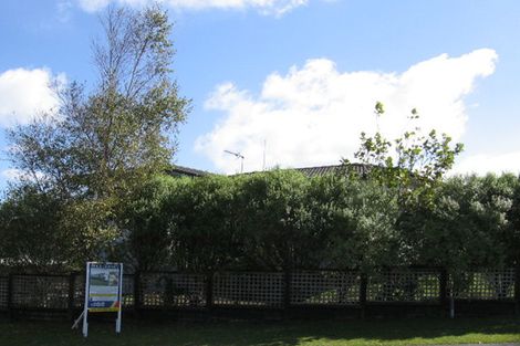 Photo of property in 4 Benchmark Drive, Massey, Auckland, 0614