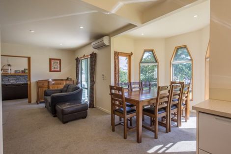 Photo of property in 22 Tenby Street, Wanaka, 9305