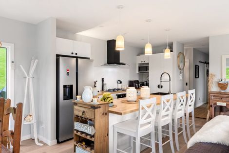 Photo of property in 225 Wheatstone Road, Wainui, Gisborne, 4073