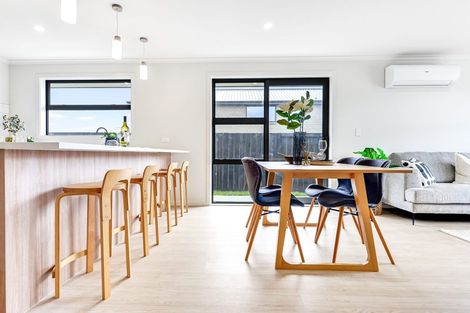 Photo of property in 10 Oralee Terrace, Peacocke, Hamilton, 3206