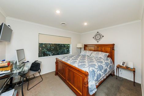 Photo of property in 22 Phoenix Avenue, Hokowhitu, Palmerston North, 4410