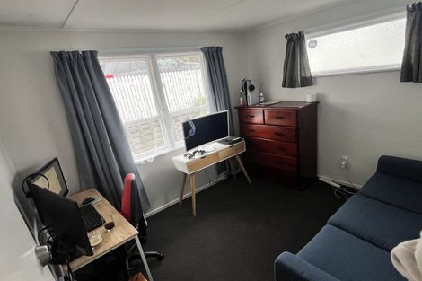 Photo of property in 65 Beazley Avenue, Paparangi, Wellington, 6037