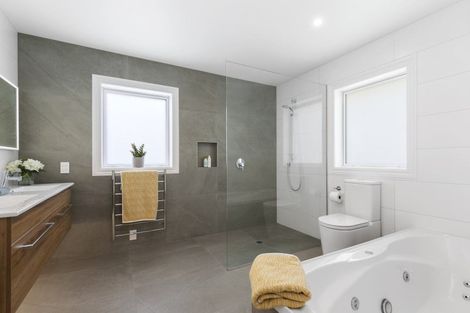 Photo of property in 61a Cashmere Avenue, Khandallah, Wellington, 6035