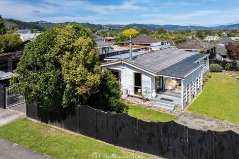 Photo of property in 2/23 Roband Crescent, Brown Owl, Upper Hutt, 5018