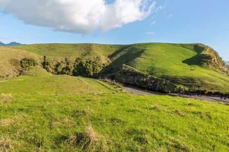Photo of property in 2 Washer Road, Omata, New Plymouth, 4374