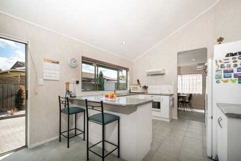 Photo of property in 33 Maurice Borich Place, Henderson, Auckland, 0610