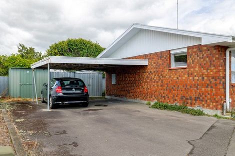 Photo of property in 4 Kiwi Court, Roslyn, Palmerston North, 4414