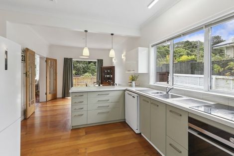 Photo of property in 64 Khandallah Road, Ngaio, Wellington, 6035